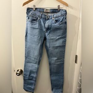 Everlane Mid-Rise Skinny Jean Light Blue Wash